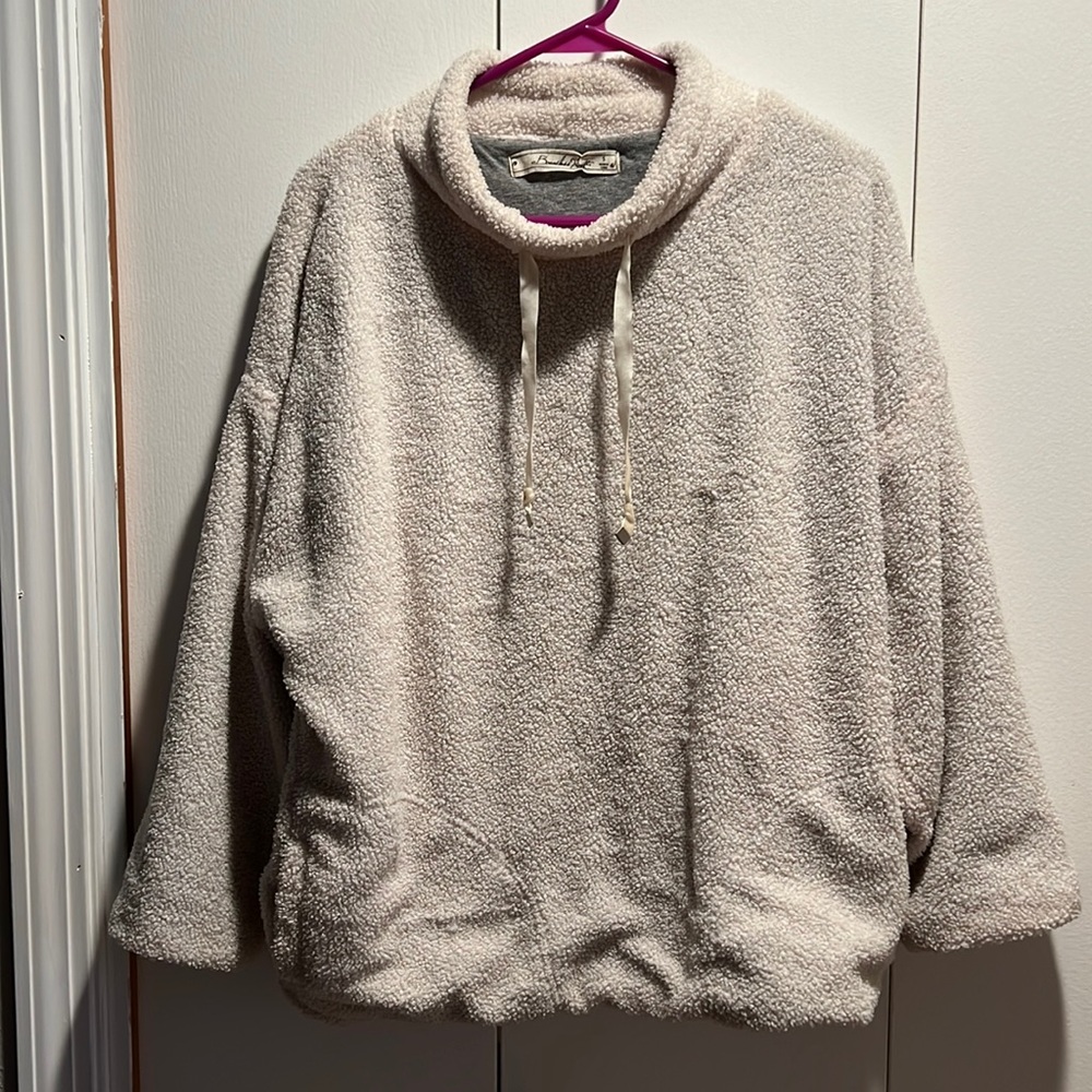 Cozy cream pullover